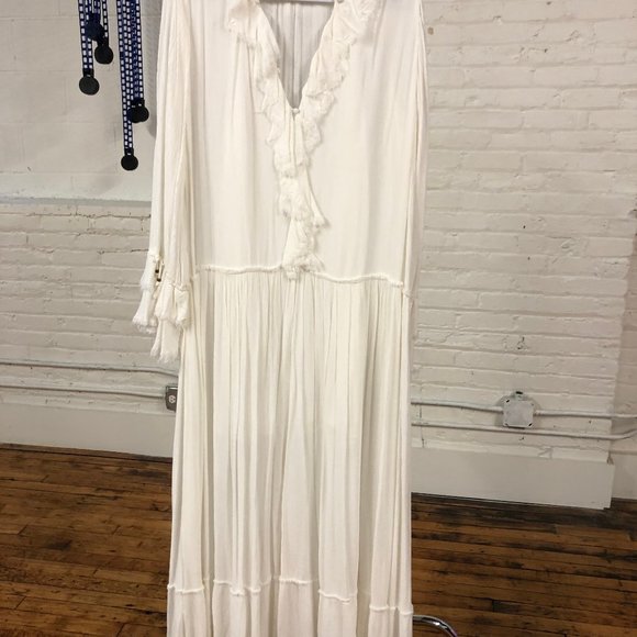 *SOLD*Free People Sweet Darlin Dress in Ivory size small (oversized) slip inside - Picture 4 of 6